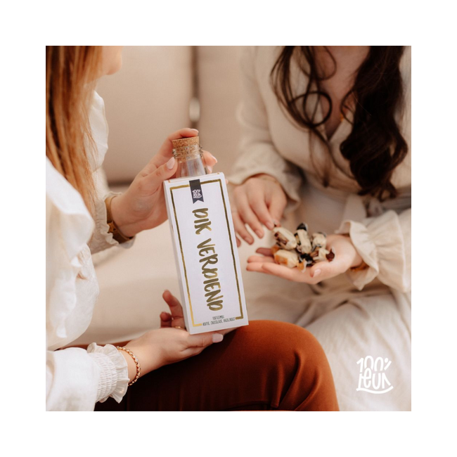 Dik verdiend fles met toffees - 25 toffees