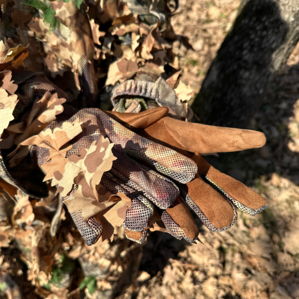 Kicking Mustang KMCS Gloves