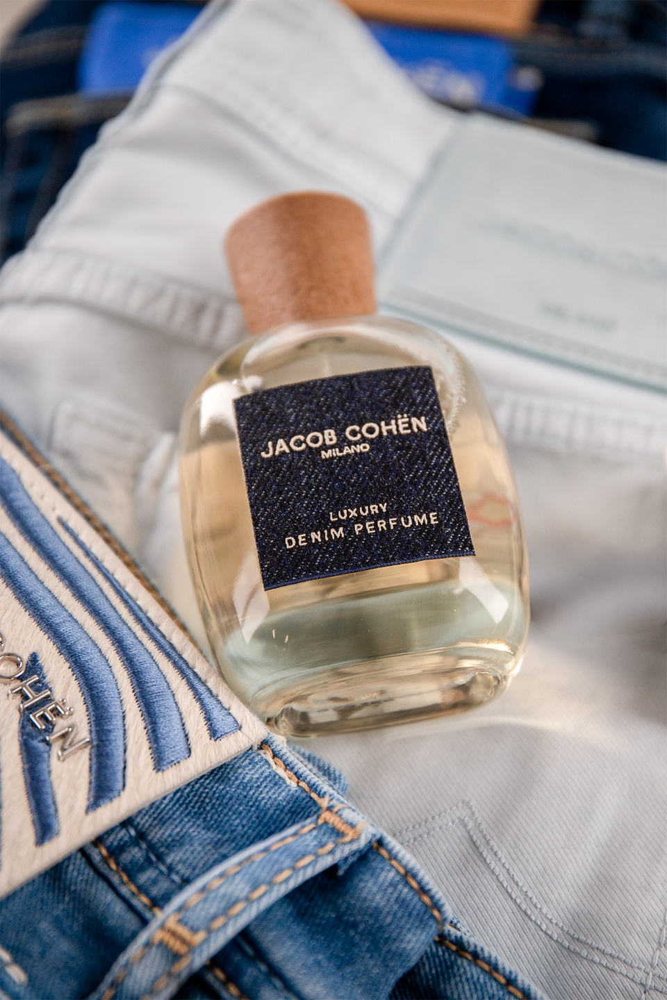 Luxe denim parfume - XCPT Formale