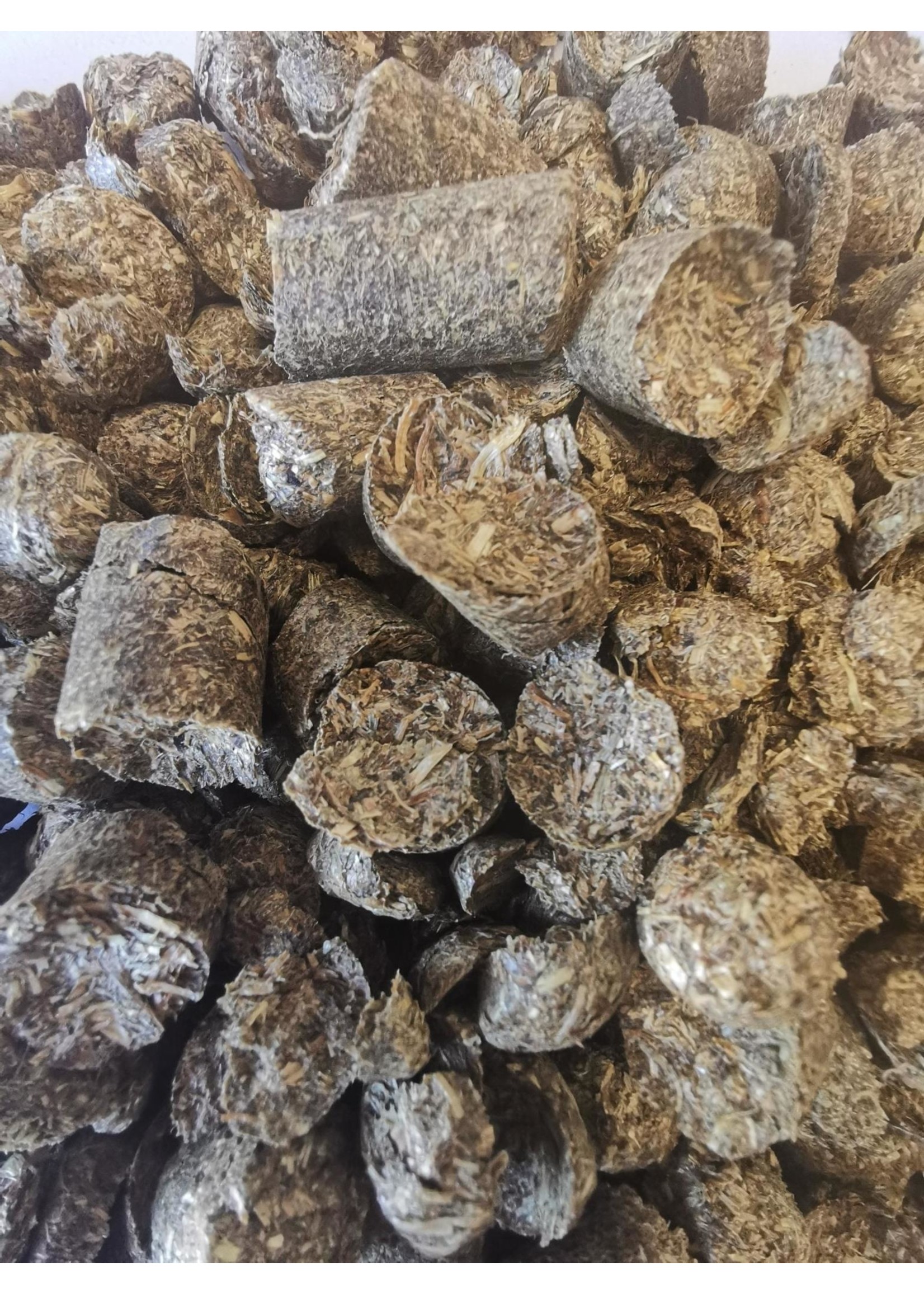 Heucobs per emmer +/-12.5kg (zonder emmer)