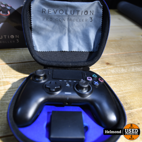 Nacon PS4 Revolution Pro Controller 3 Zwart | Nette Staat