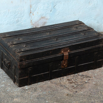 Stalen reiskist zwart blauw
