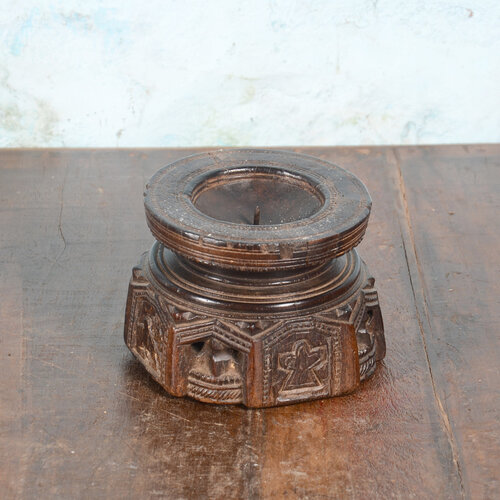Kandelaar dispenser Zuid India