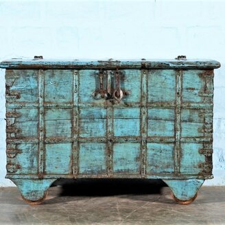 Antieke bruidskist blauw
