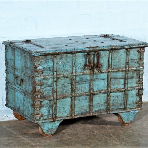 Antieke bruidskist blauw