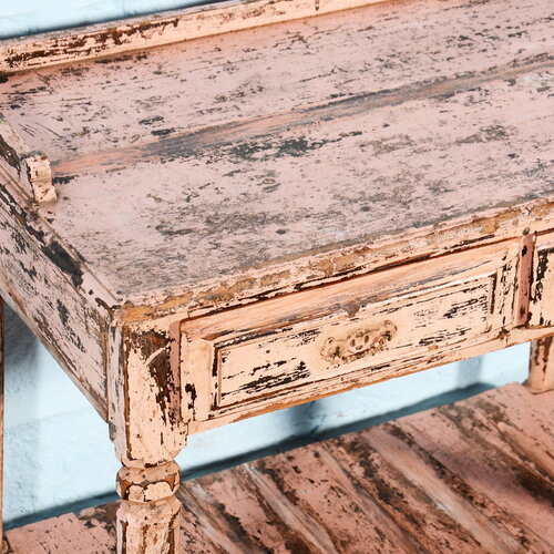 Roze sidetable / commode