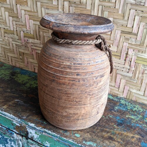 Antieke houten kruik
