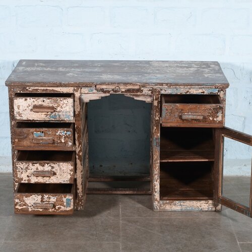 Antiek bureau patina