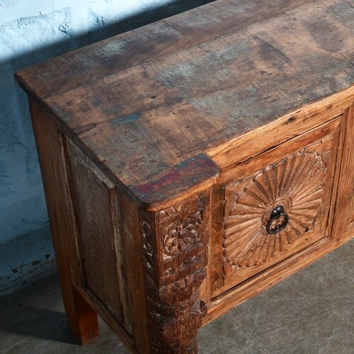 Lade dressoir houtsnijwerk