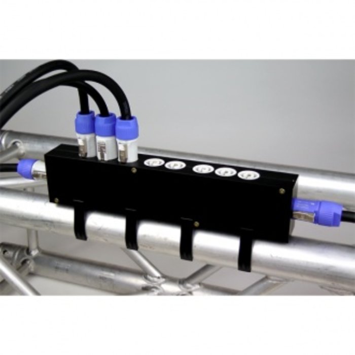 8X PowerCON verdeler.