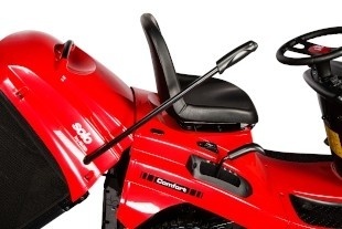 AL-KO Zitmaaier met pedaalbeniening - T 13-93.7 HD Red Edition - 93cm Maaibreedte - 4.500 m²