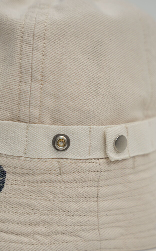 C.P. Company C.P. COMPANY BUCKET HAT BEIGE