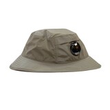 C.P. COMPANY GOGGLE BUCKET HAT TAUPE