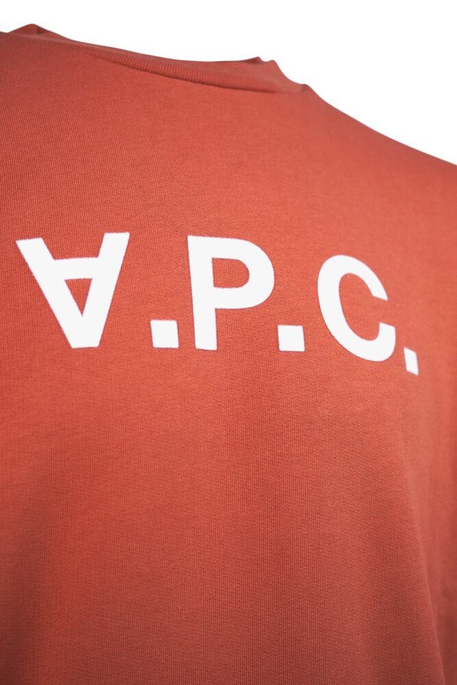 A.P.C. PARIS STANDARD GRAND VPC SWEATER TERRACOTTA A.P.C. PARIS STANDARD GRAND VPC SWEATER TERRACOTTA