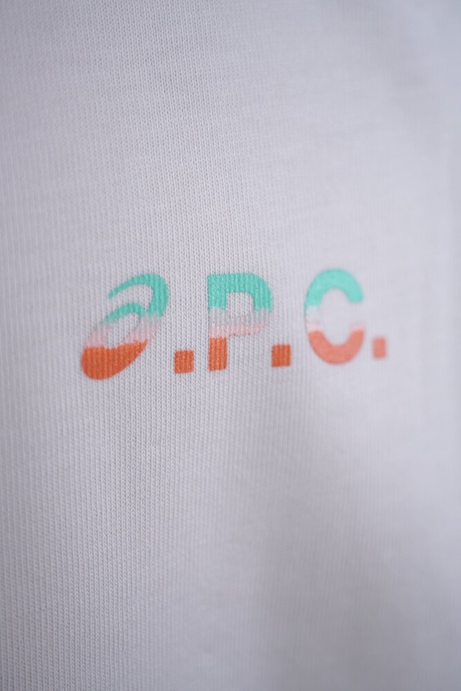 A.P.C. PARIS X ASICS T-SHIRT WIT A.P.C. PARIS X ASICS T-SHIRT WIT