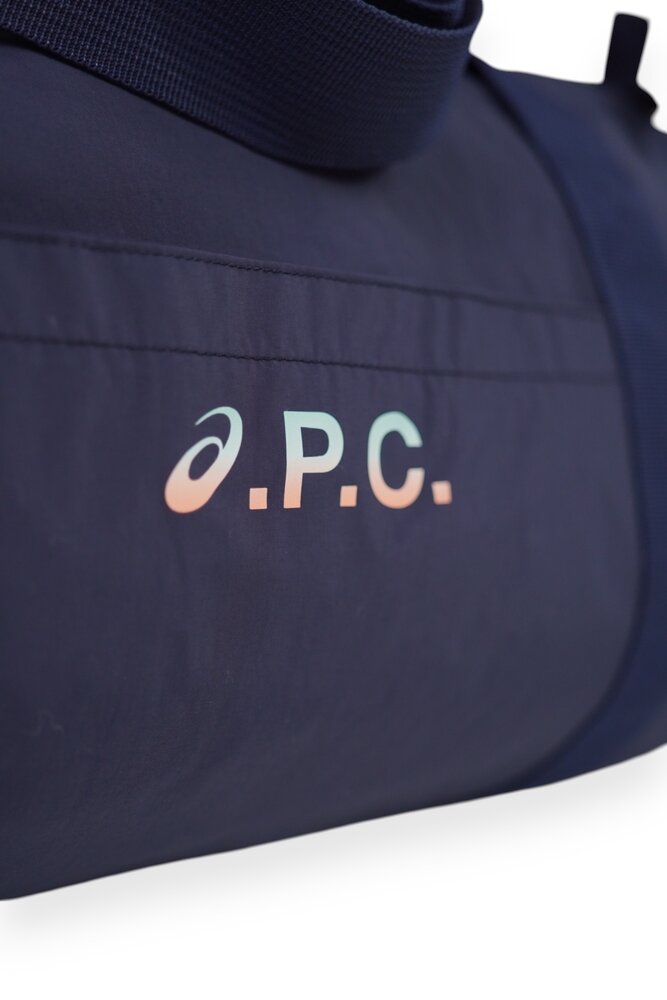 A.P.C. PARIS X ASICS GYMBAG MARINE A.P.C. PARIS X ASICS GYMBAG MARINE