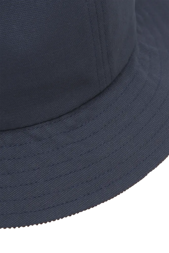 Norse Projects NORSE PROJECTS CANVAS BUCKET HAT BLAUW