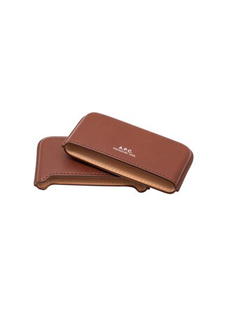 A.P.C. PARIS MAGNA CARTA CARDHOLDER BRUIN A.P.C. PARIS MAGNA CARTA CARDHOLDER BRUIN