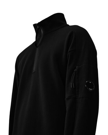 C.P. COMPANY DIAGONAL RAISED FLEECE HALF ZIP ZWART