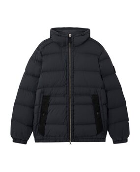 STONE ISLAND SEAMLESS TUNNEL NYLON DOWN-TC ZWART STONE ISLAND SEAMLESS TUNNEL NYLON DOWN-TC ZWART