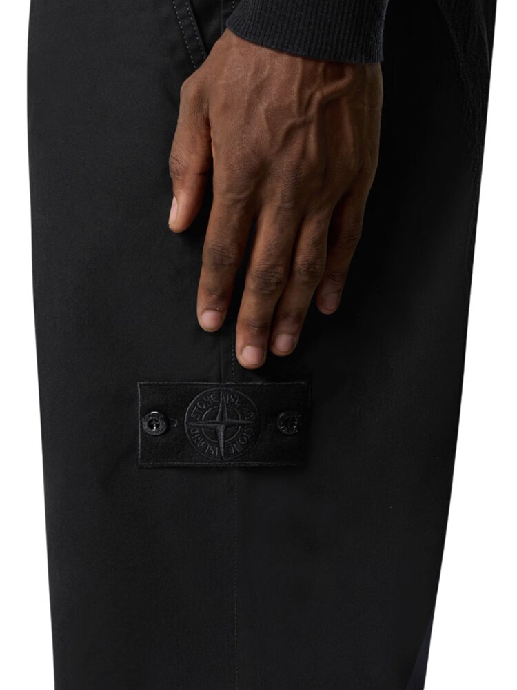 STONE ISLAND GHOST PIECE WEATHERPROOF COTTON CANVAS BROEK ZWART