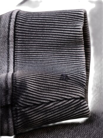 Brams Fruit BRAM'S FRUIT DISTRESSED FOIG LONGSLEEVE CHARCOAL GREY