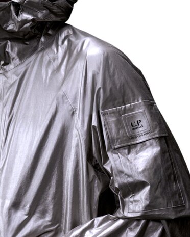 C.P. Company C.P. COMPANY METROPOLIS SERIES NANO TITANIUM HOODED JACK SILVER