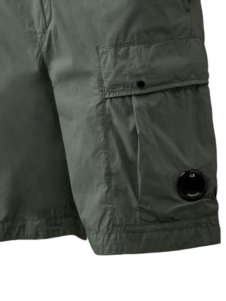 C.P. Company C.P. COMPANY 50 FILI STRETCH SHORTS LAUREL GREEN