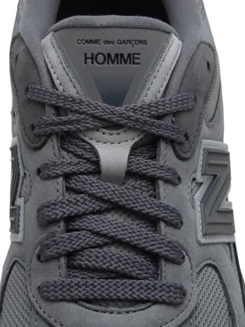 Comme des Garcons Homme NEW BALANCE X COMME DES GARÇONS HOMME 2010 SNEAKERS GREY