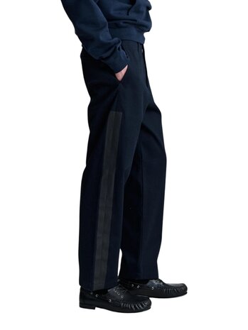 A.P.C. A.P.C. FRGMT. TUPELO CHINOS DARK NAVY A.P.C. A.P.C. FRGMT. TUPELO CHINOS DARK NAVY