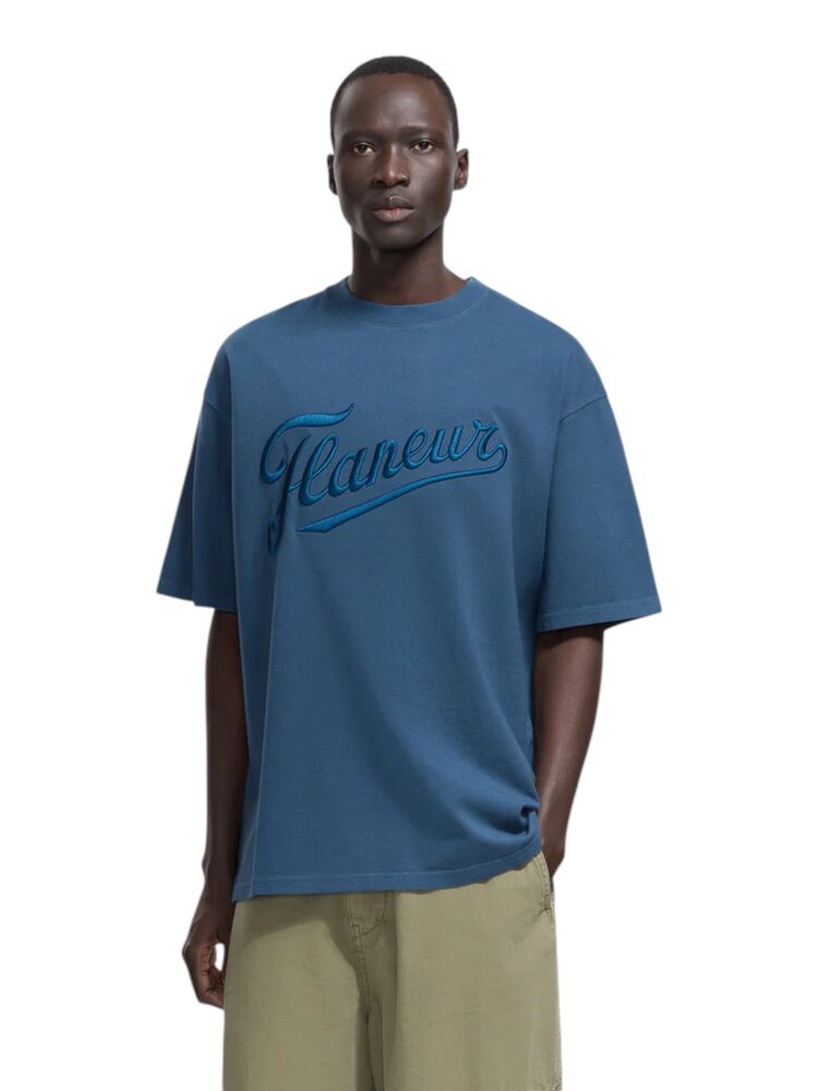 FLÂNEUR EMBROIDERED LOGO TEE NAVY FLÂNEUR EMBROIDERED LOGO TEE NAVY
