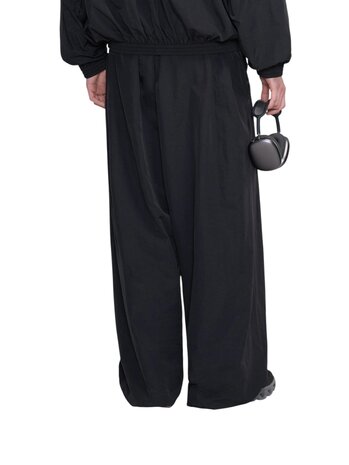 FLÂNEUR SOUND & DESIGN TRACK PANTS BLACK FLÂNEUR SOUND & DESIGN TRACK PANTS BLACK