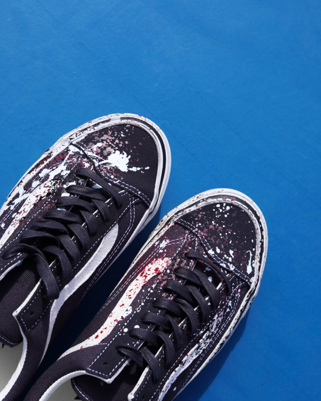 FOOTWEAR