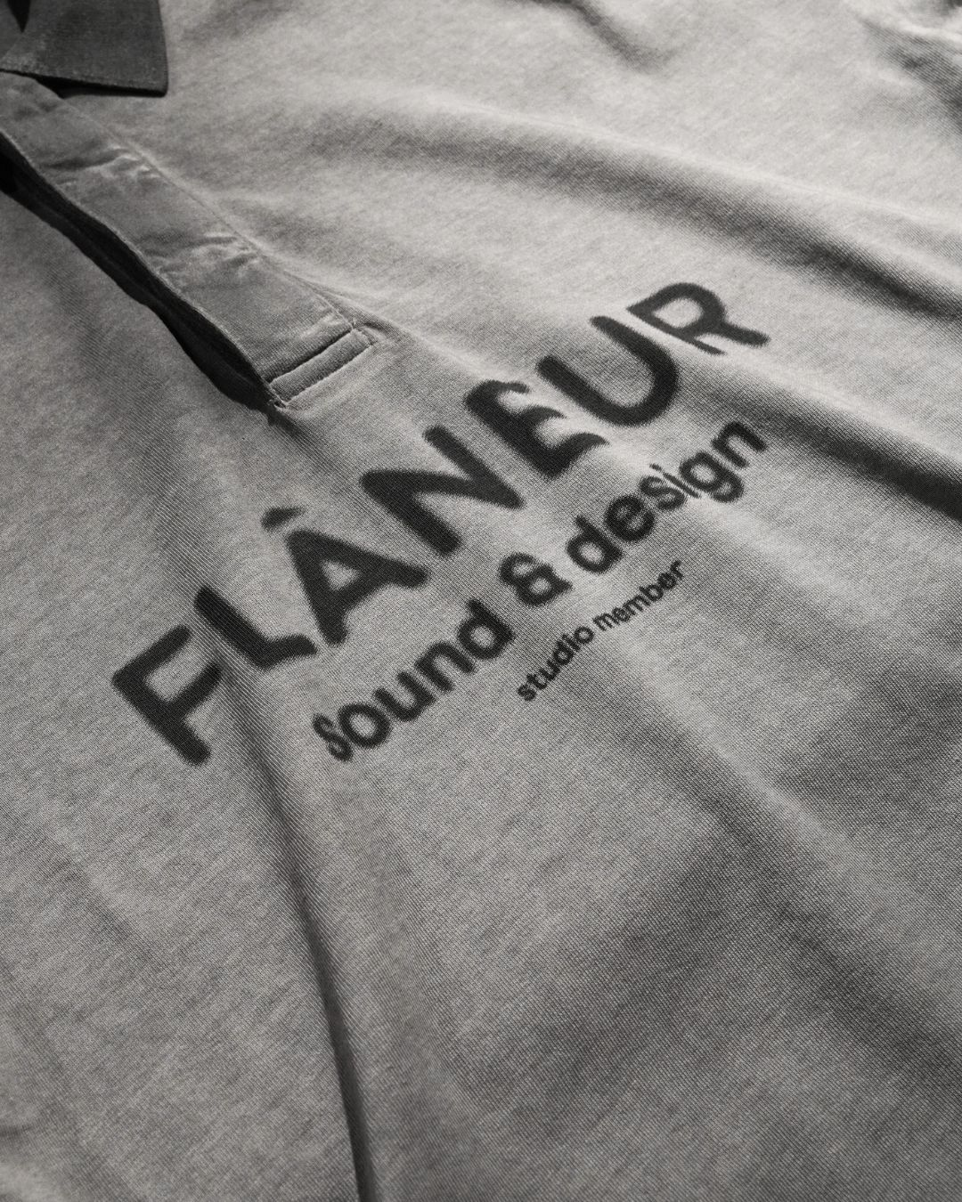 FLÂNEUR