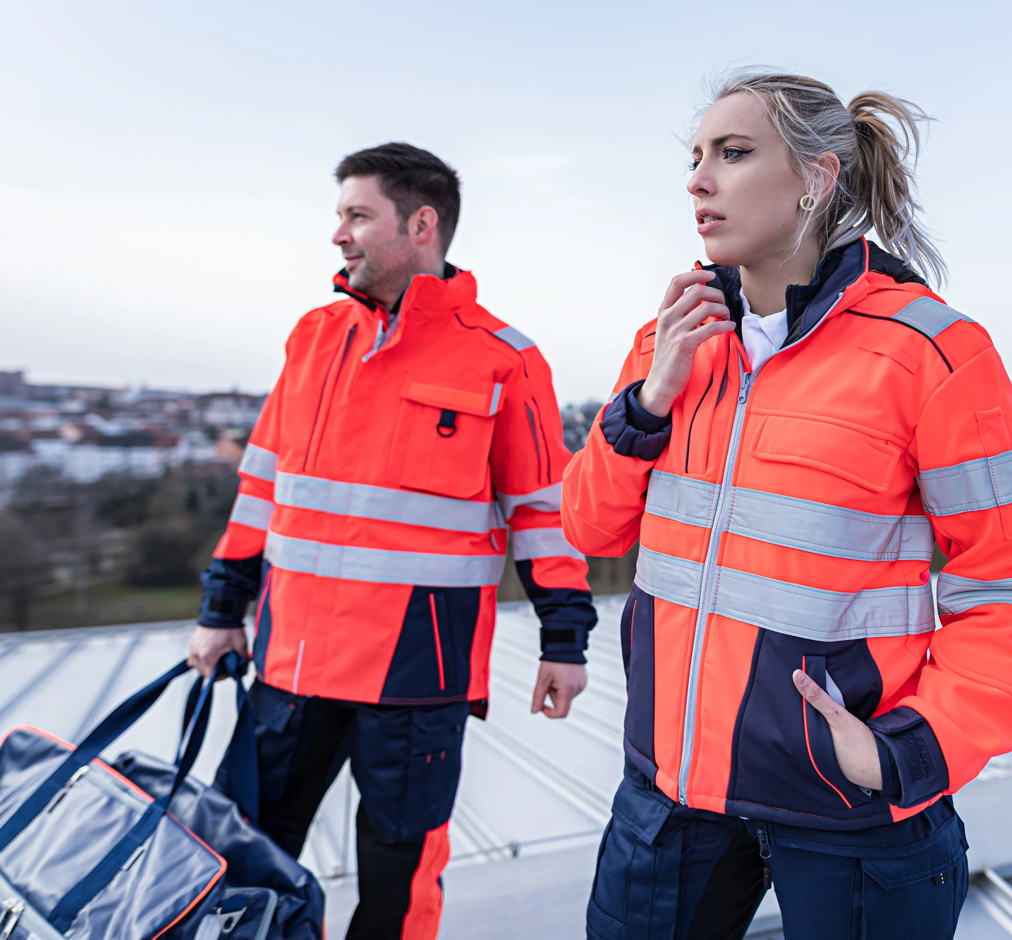 Hoe kies je de juiste veiligheidsjas voor je werk?