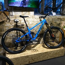 2024 Pivot Switchblade V6 Custom Build Blue Neptune (Large)