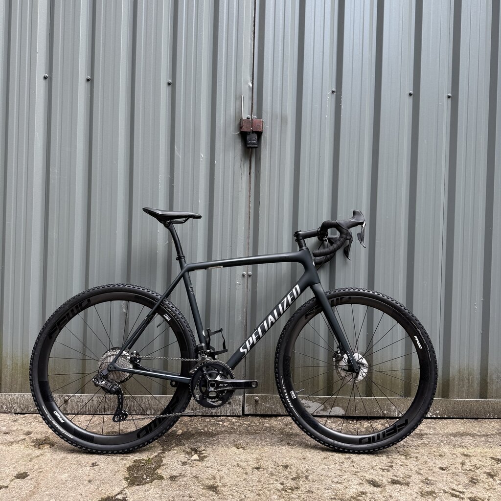 Pre-Loved 2022 Specialized Crux Expert Forest Green 58cm (custom build)