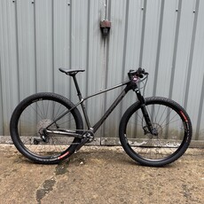 Pre-Loved Orbea Alma M25 Black Medium