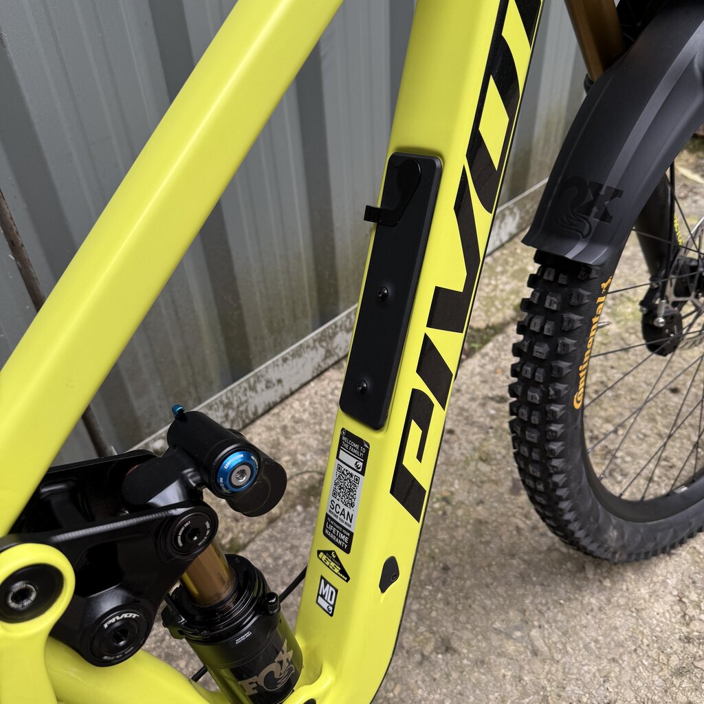 Ex-Demo Pivot Firebird V5 MX Pro X0 Eagle Trans Air YOLO Yellow Medium