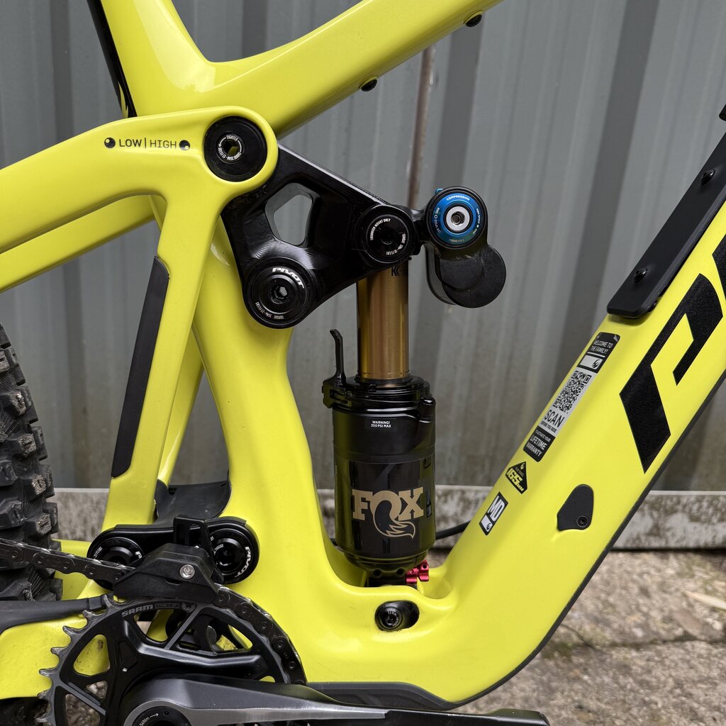 Ex-Demo Pivot Firebird V5 MX Pro X0 Eagle Trans Air YOLO Yellow Medium