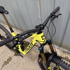 Ex-Demo Pivot Firebird V5 MX Pro X0 Eagle Trans Air YOLO Yellow Medium