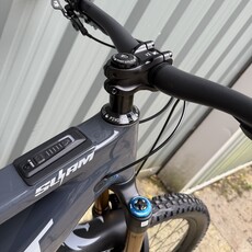 Ex-Demo Pivot Shuttle SL AM Pro Eagle X0 Transmission W/ Range Extender Brownstone Medium