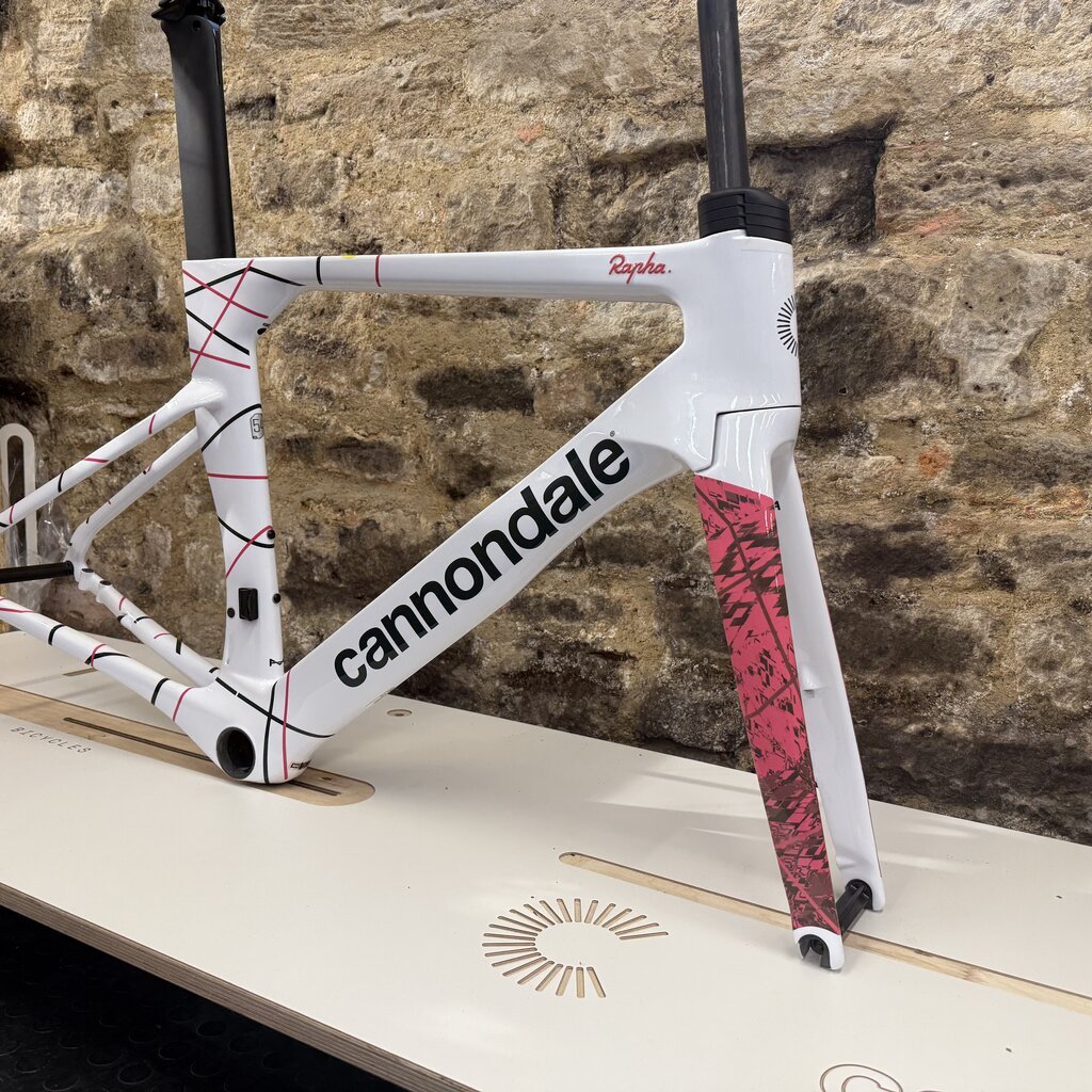 2022 / 23 Cannondale SystemSix Hi-MOD Team Rapha Rep 54cm