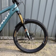 Ex-Demo Pivot Shuttle LT Bosch Pro X0 Transmission Willow Green M