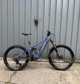 Ex-Demo Pivot Shuttle LT Bosch Pro X0 Transmission Blue Scrub Jay L