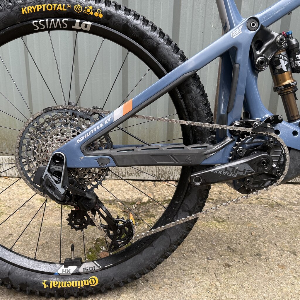 Ex-Demo Pivot Shuttle LT Bosch Pro X0 Transmission Blue Scrub Jay L