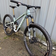 Pivot Ex Demo Pivot Bike - Trailcat LT 29 Pro X0 Eagle Transmission - Green Meadow Mist - M