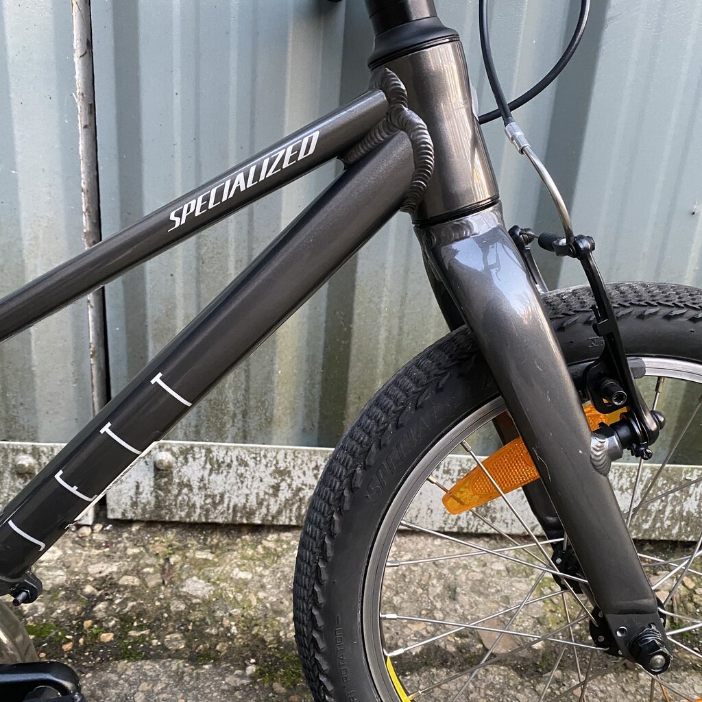 Pre-Loved Specialized Jett 16 Smoke Grey