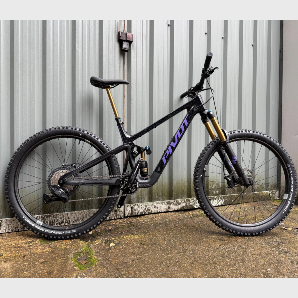 Pivot 2026 Pivot Firebird V5 29 Pro XT Di2 Air - LTD  Purple Galaxy - L