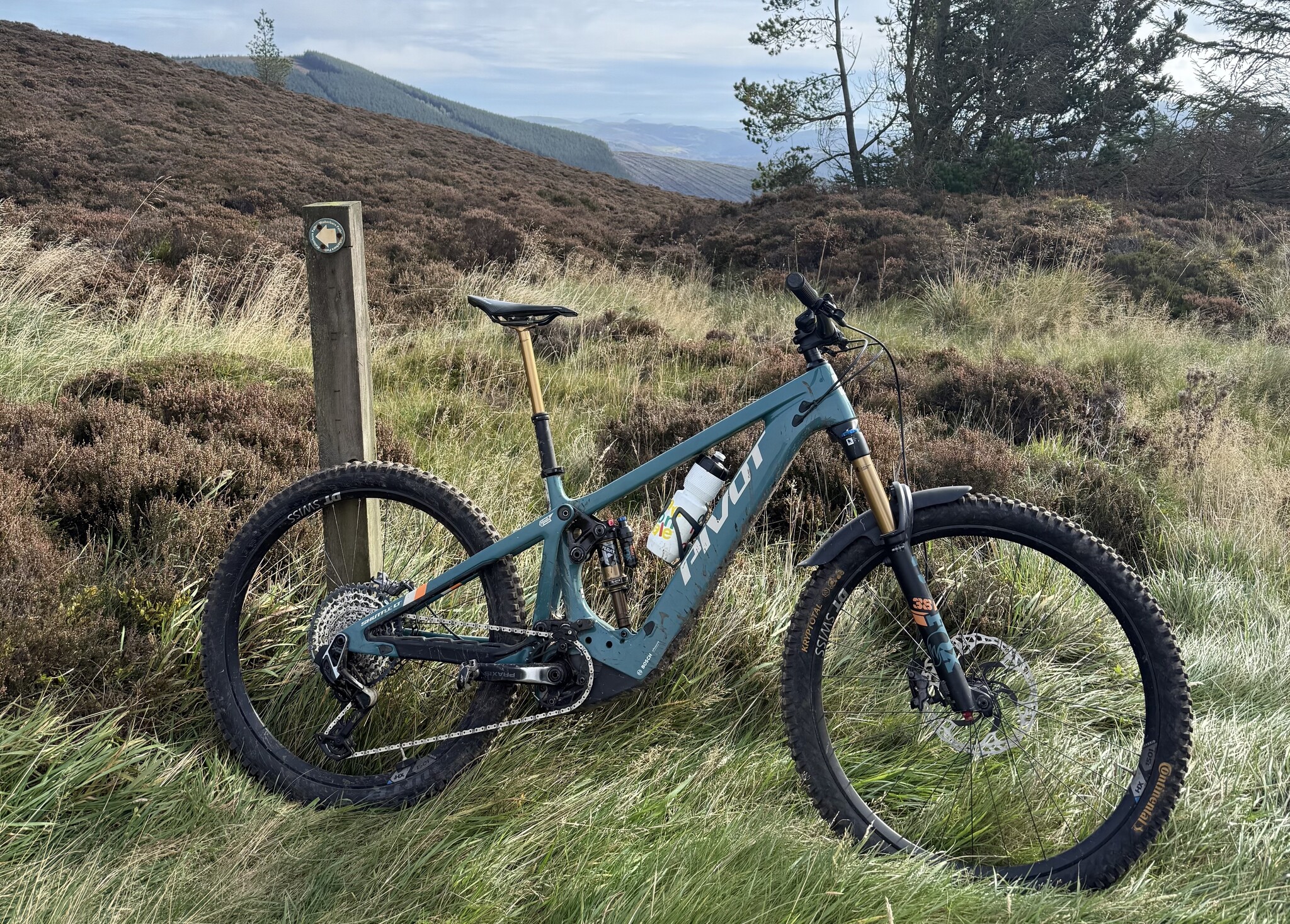 Pivot Shuttle LT in the Golfie – Big Days, Bigger Grins!